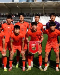 爱游戏官方入口-西海岸老总确认！U23国足双星可售 5成概率离队 申花已加价追李昊